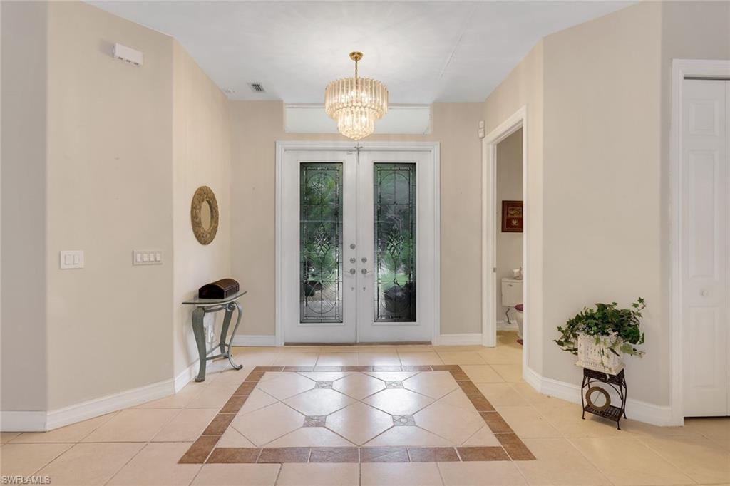 COLLIER WOODS - Residential