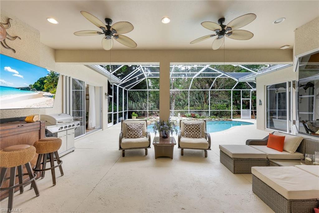 COLLIER WOODS - Residential