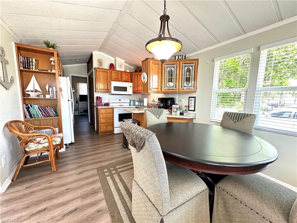 RIVERWOODS PLANTATION - Residential