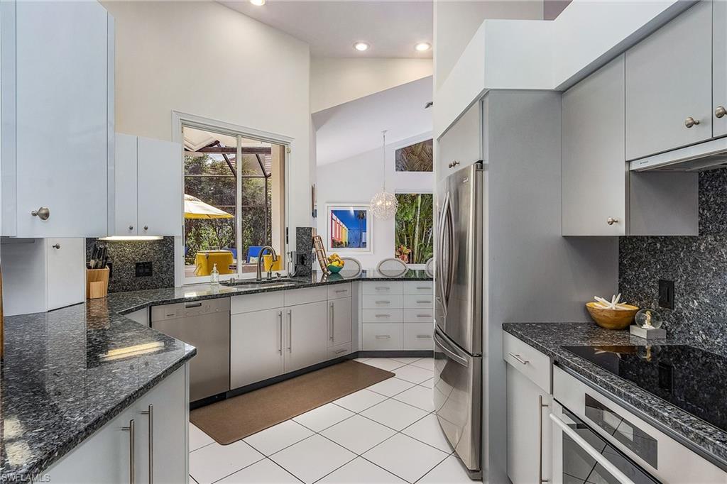 OAKMONT - Residential Lease