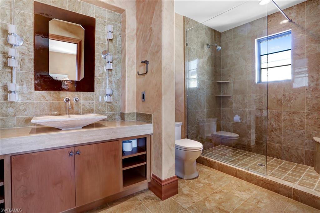 BAREFOOT BEACH - Residential