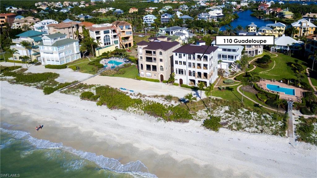 BAREFOOT BEACH - Residential