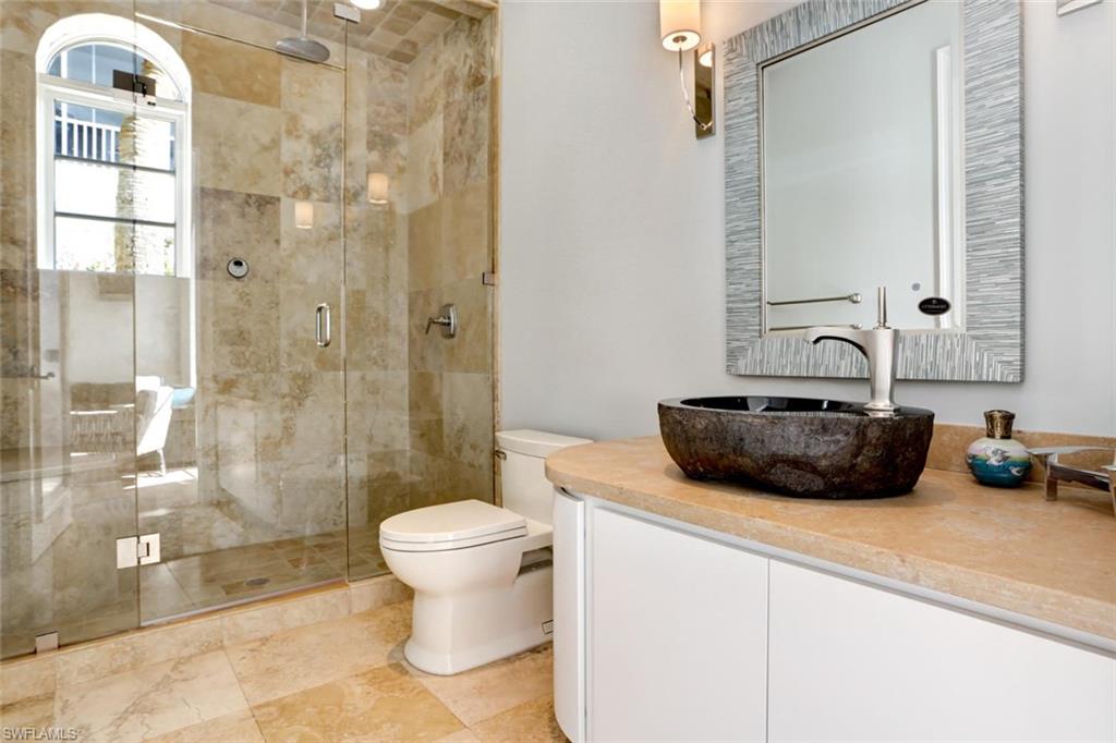 BAREFOOT BEACH - Residential