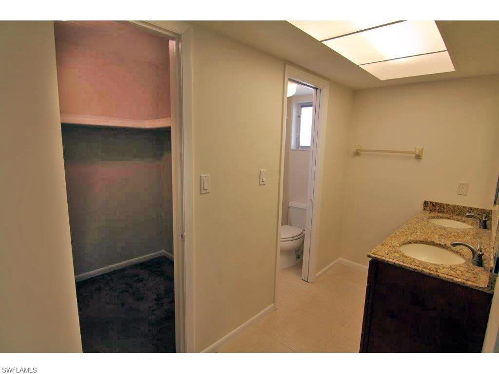 YACHT CLUB - Residential