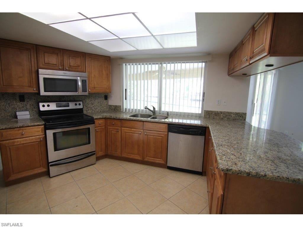 YACHT CLUB - Residential