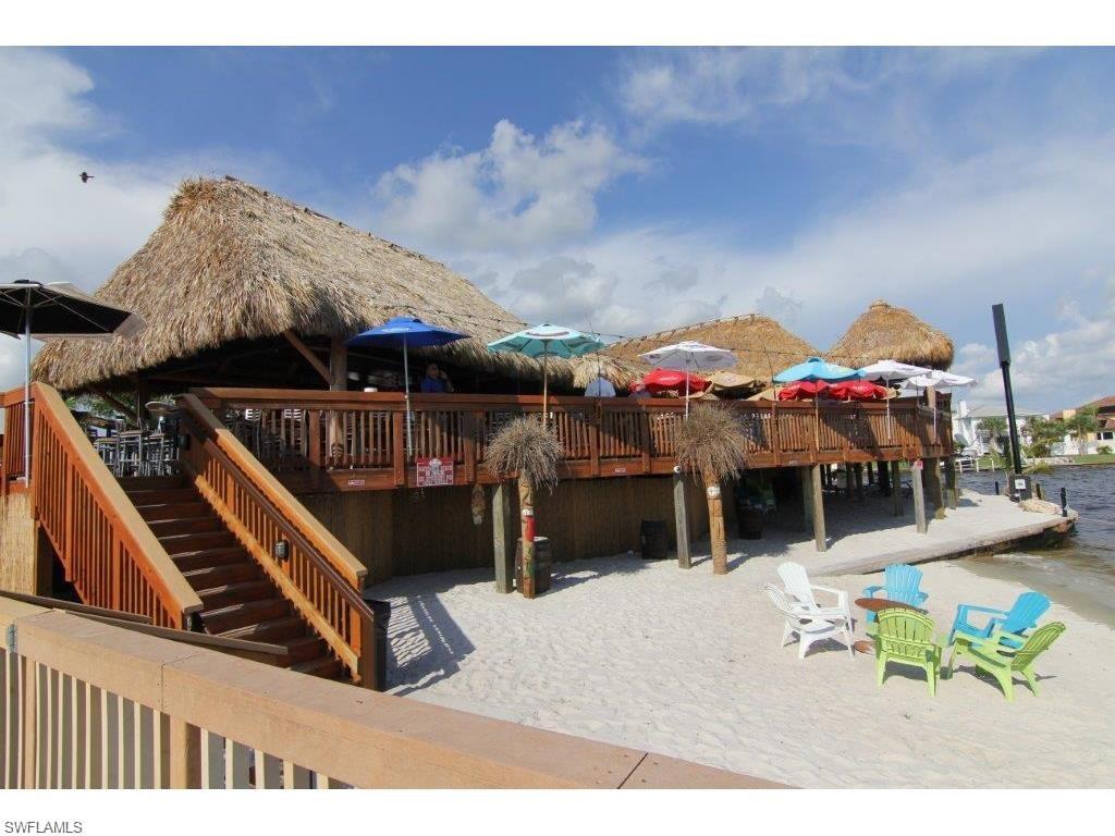 YACHT CLUB - Residential