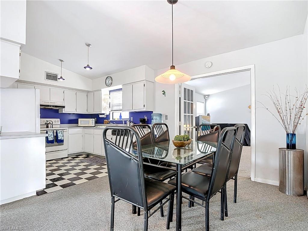 LAGUNA SHORES - Residential