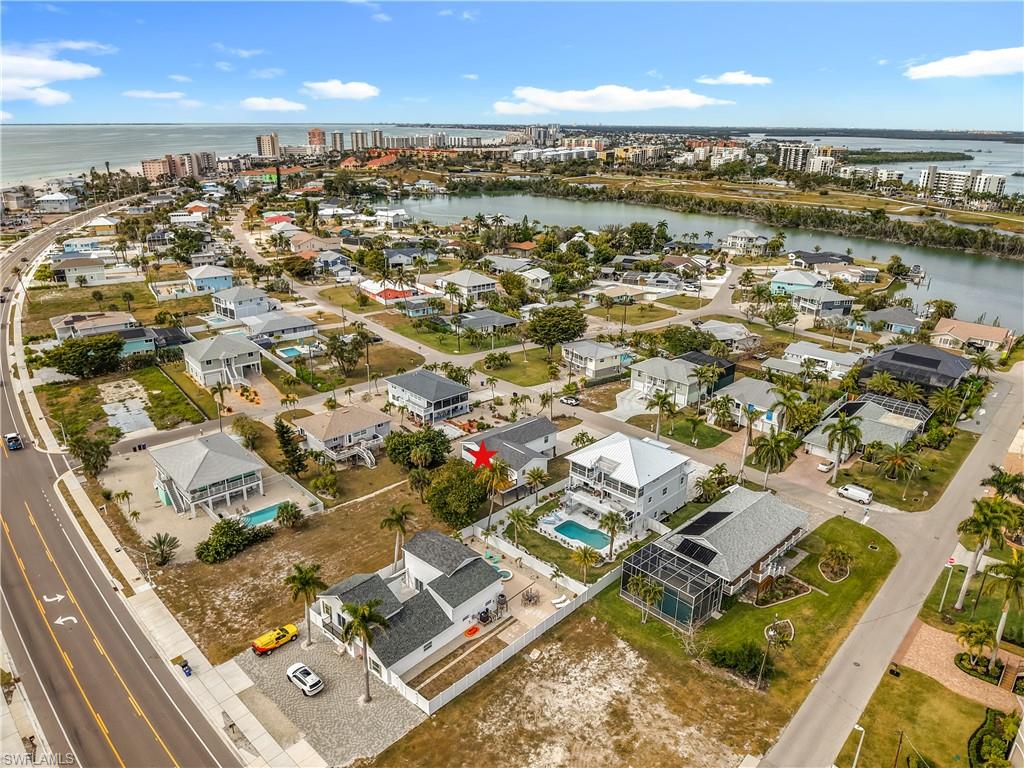 LAGUNA SHORES - Residential