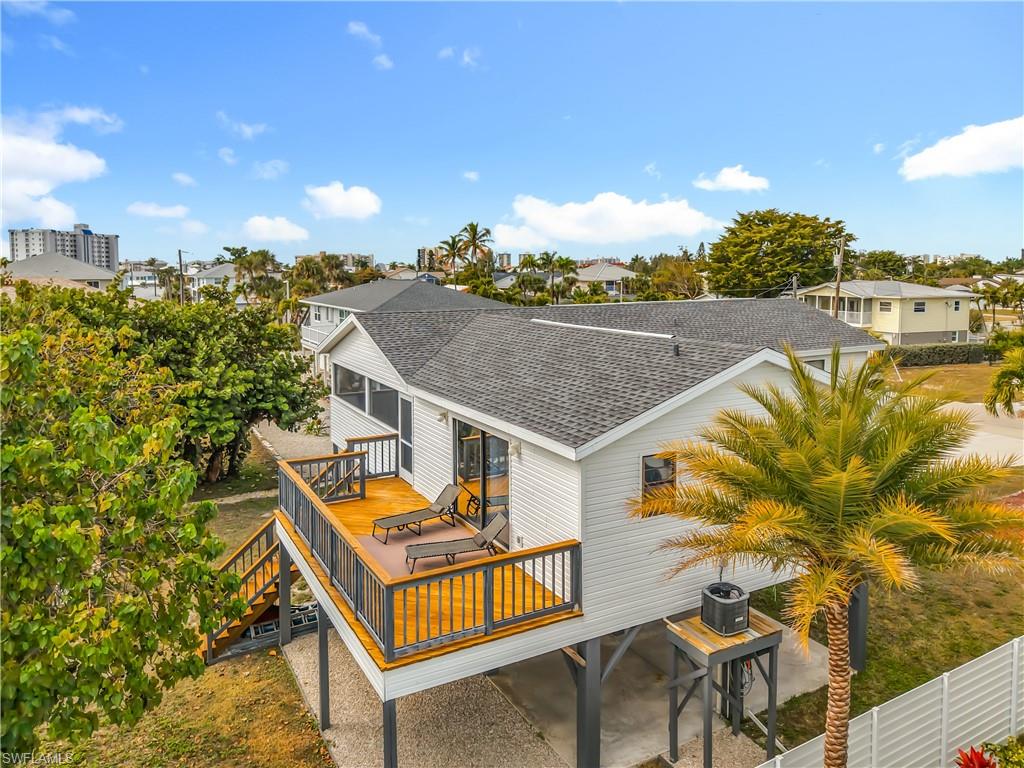 LAGUNA SHORES - Residential