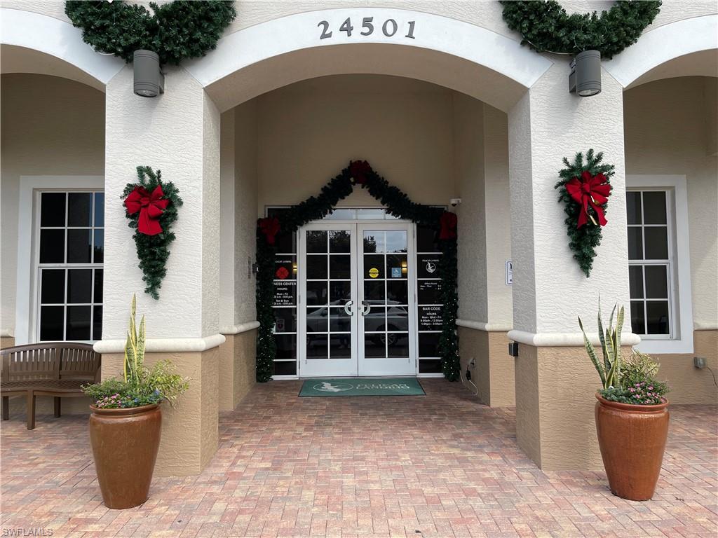 CREEKSIDE CROSSING - Residential Lease