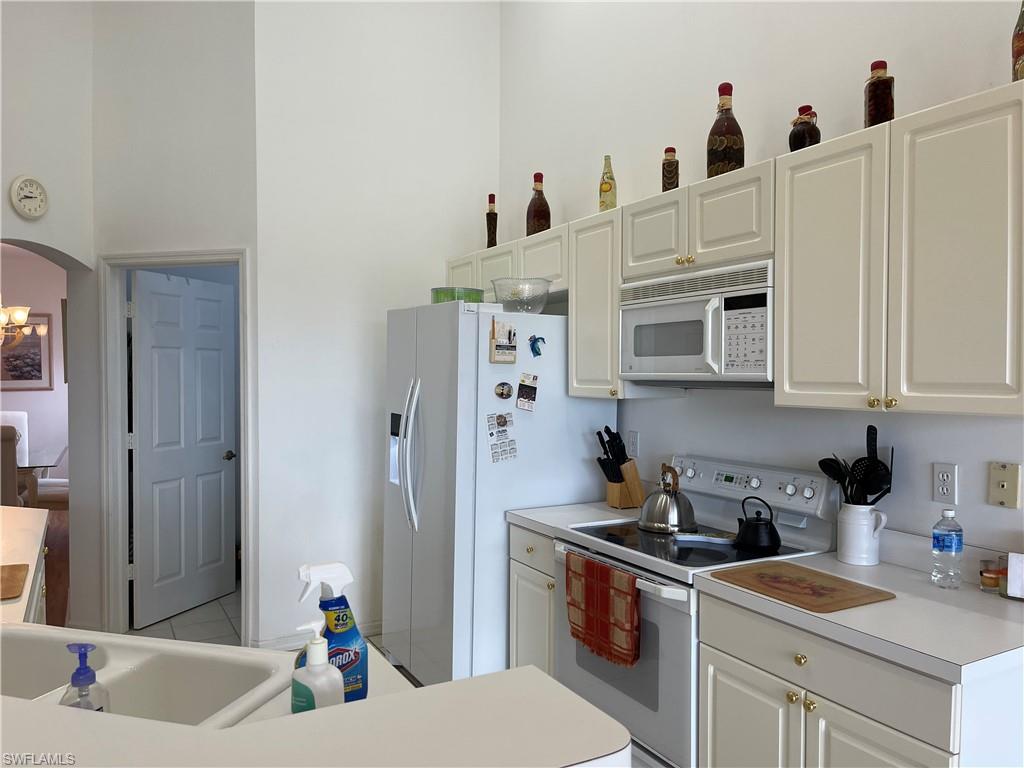 CREEKSIDE CROSSING - Residential Lease