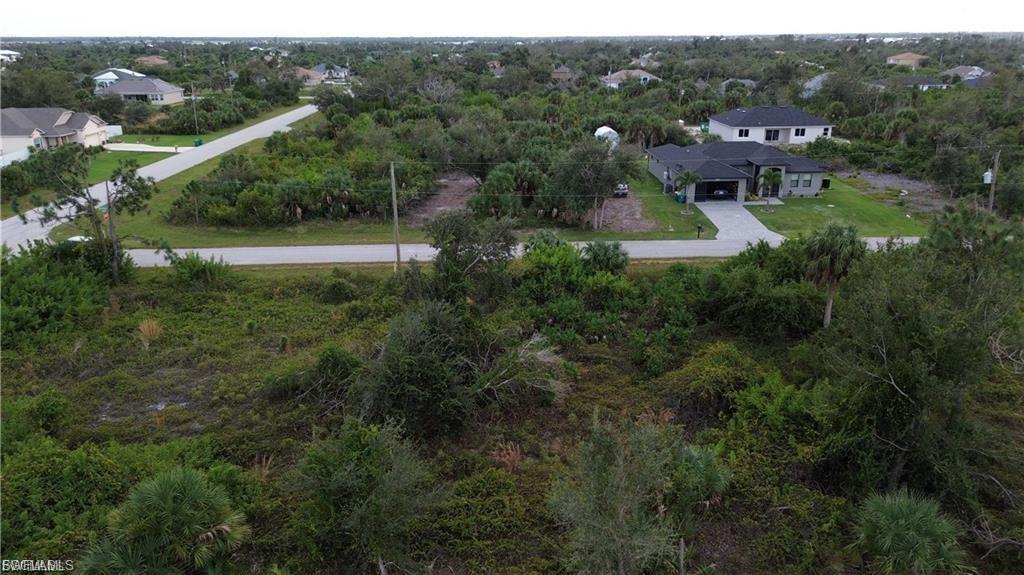 PORT CHARLOTTE - Land