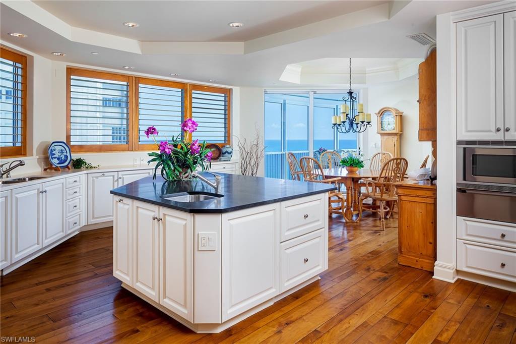 REGENT - Residential