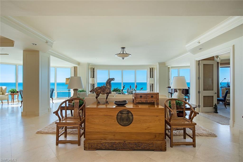 REGENT - Residential