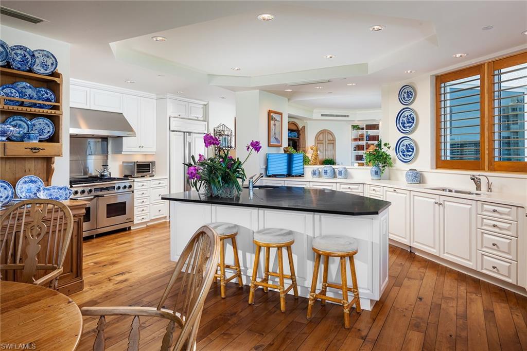 REGENT - Residential