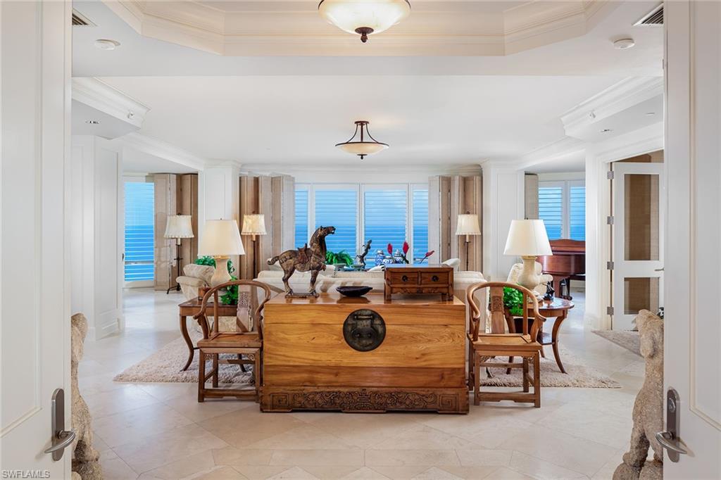 REGENT - Residential