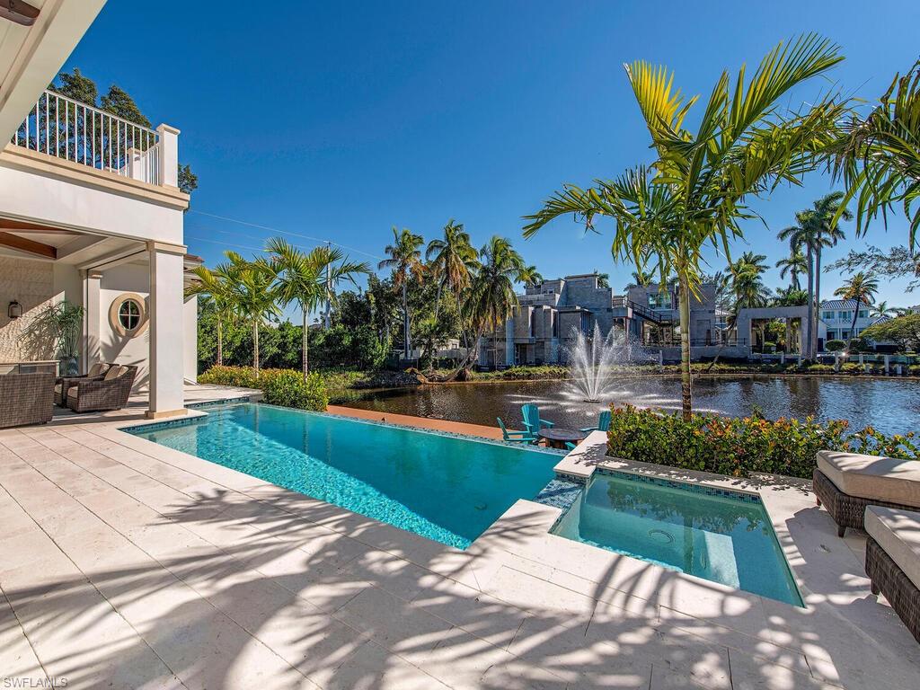 OLDE NAPLES - Residential