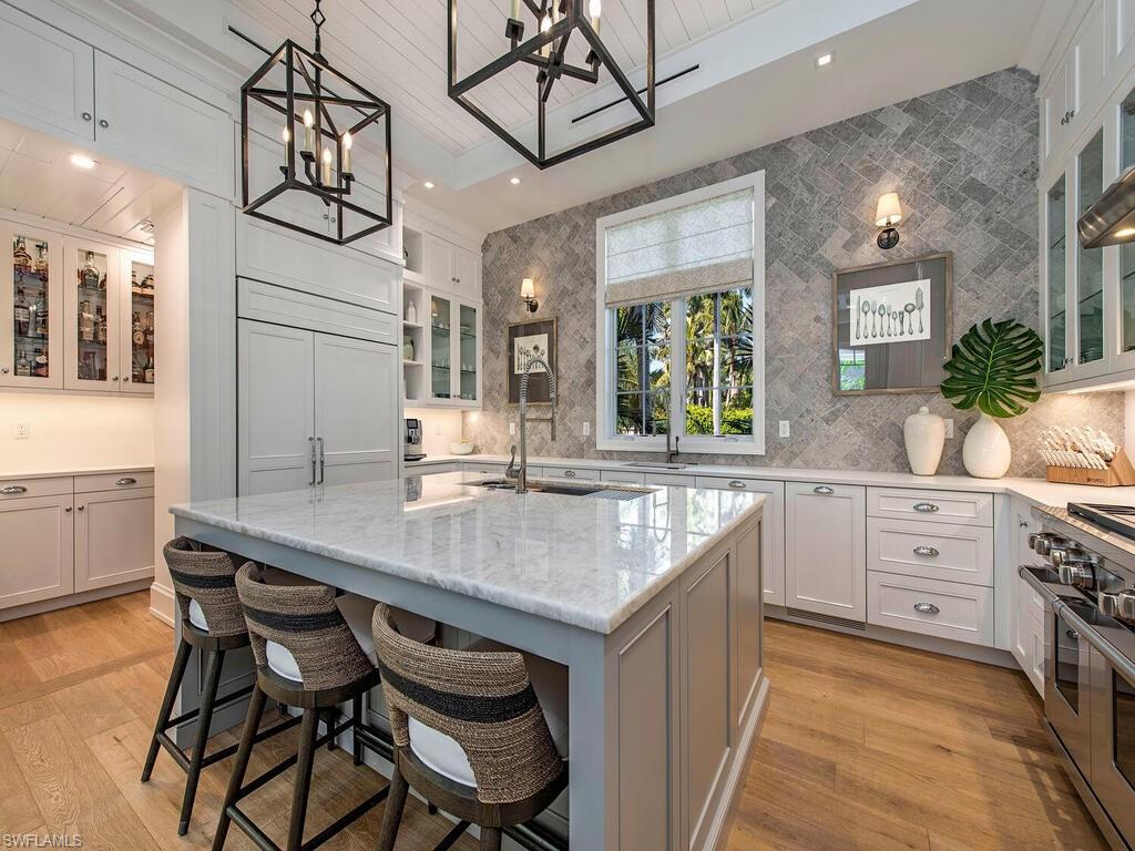 OLDE NAPLES - Residential