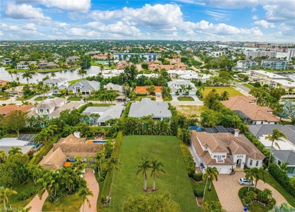 PARK SHORE - Residential