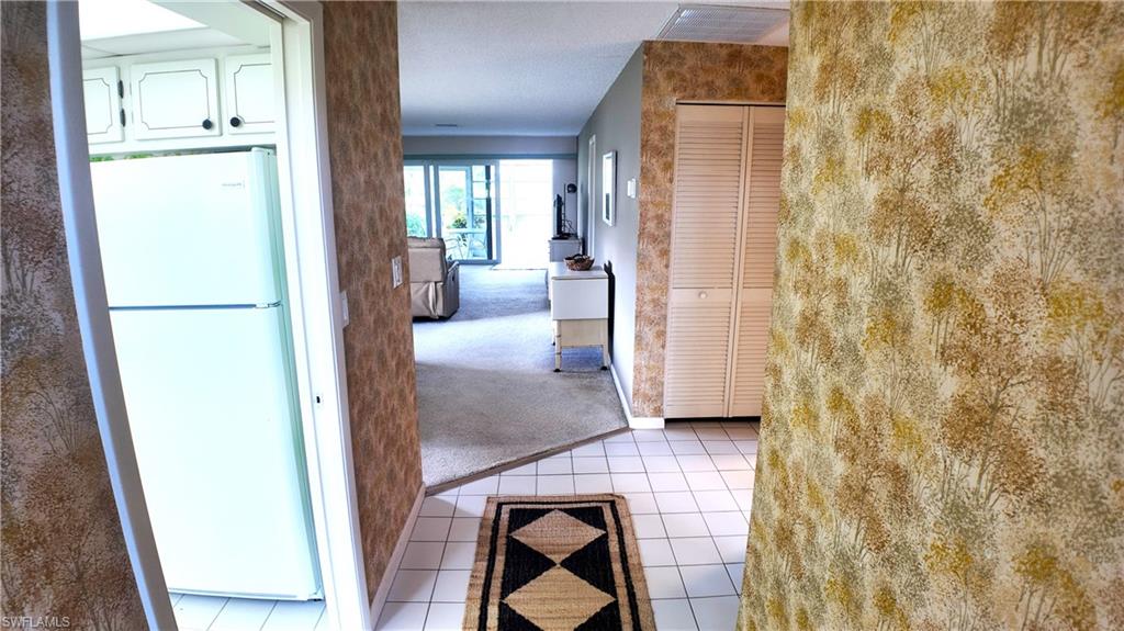 GLADES COUNTRY CLUB - Residential