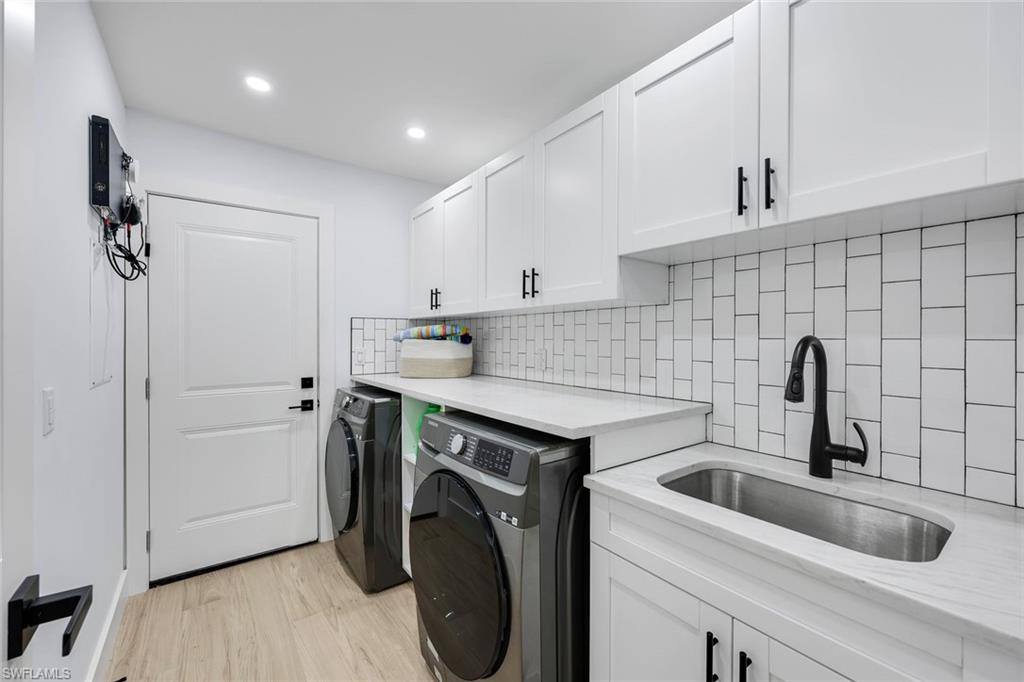 PINECREST AT PELICAN BAY - Residential