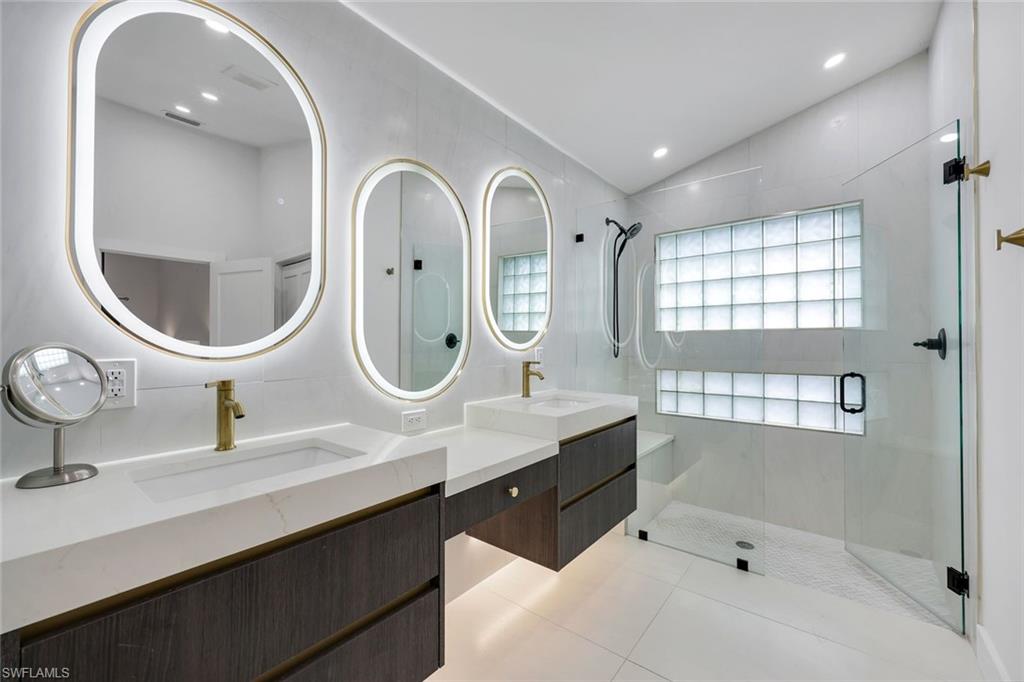 PINECREST AT PELICAN BAY - Residential