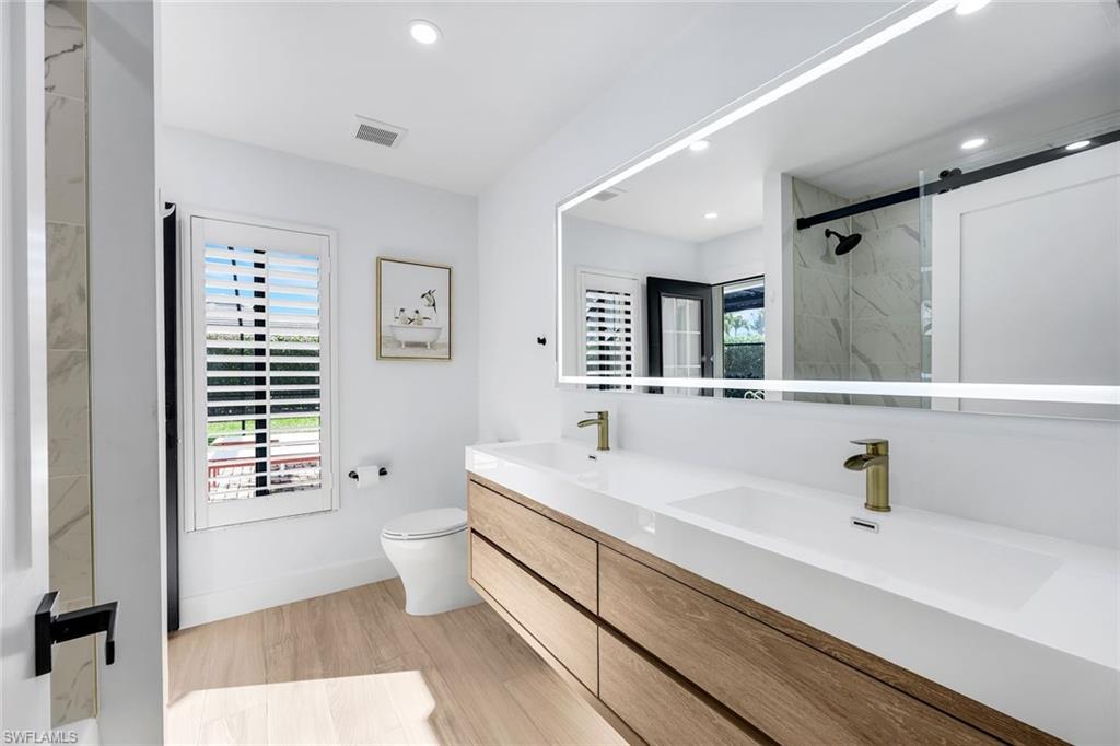 PINECREST AT PELICAN BAY - Residential