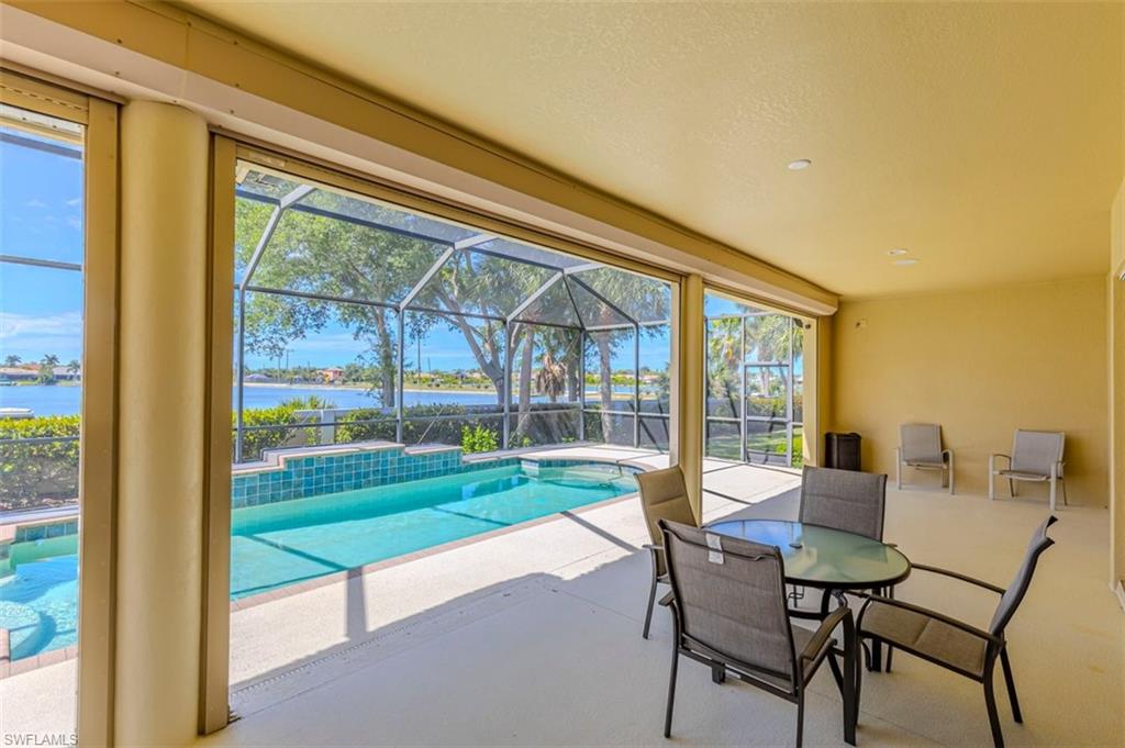 EMERSON SQUARE - Residential