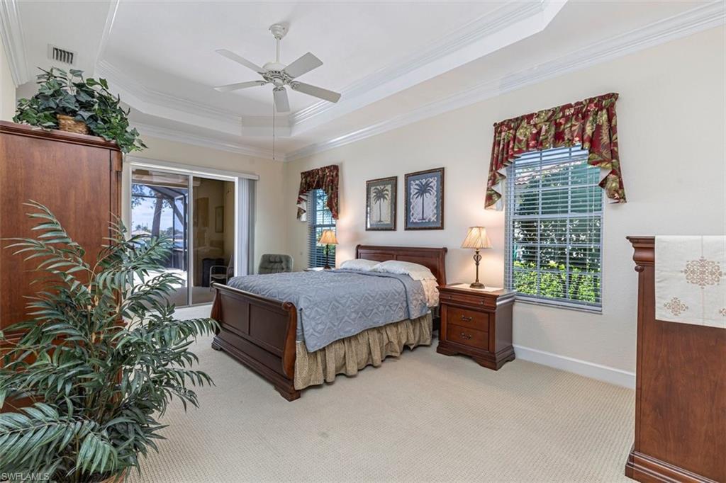 EMERSON SQUARE - Residential