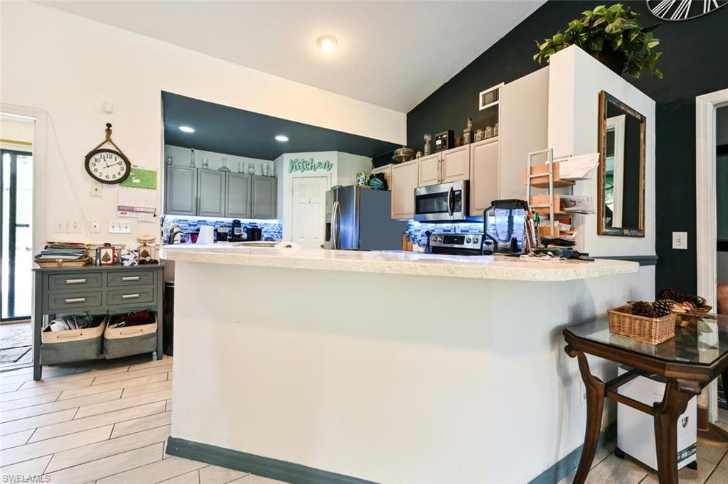 GOLDEN GATE ESTATES - Residential