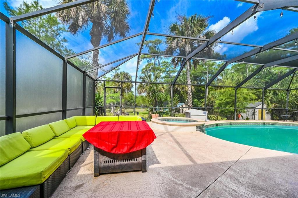 GOLDEN GATE ESTATES - Residential