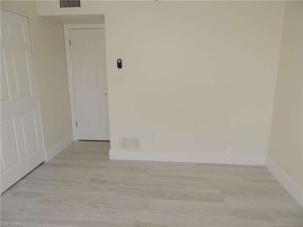 HIDDEN LAKE VILLAS - Residential