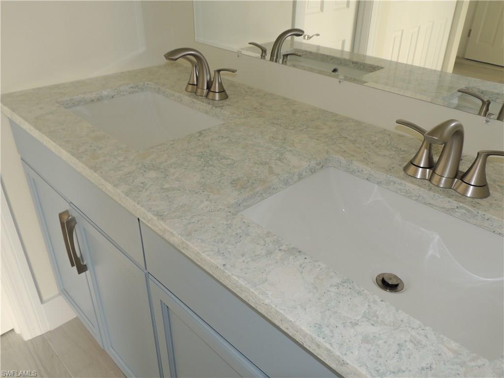 HIDDEN LAKE VILLAS - Residential