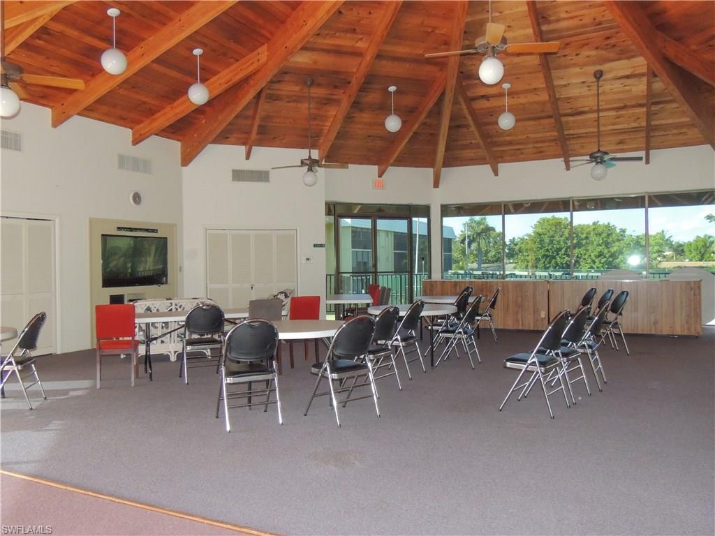 HIDDEN LAKE VILLAS - Residential