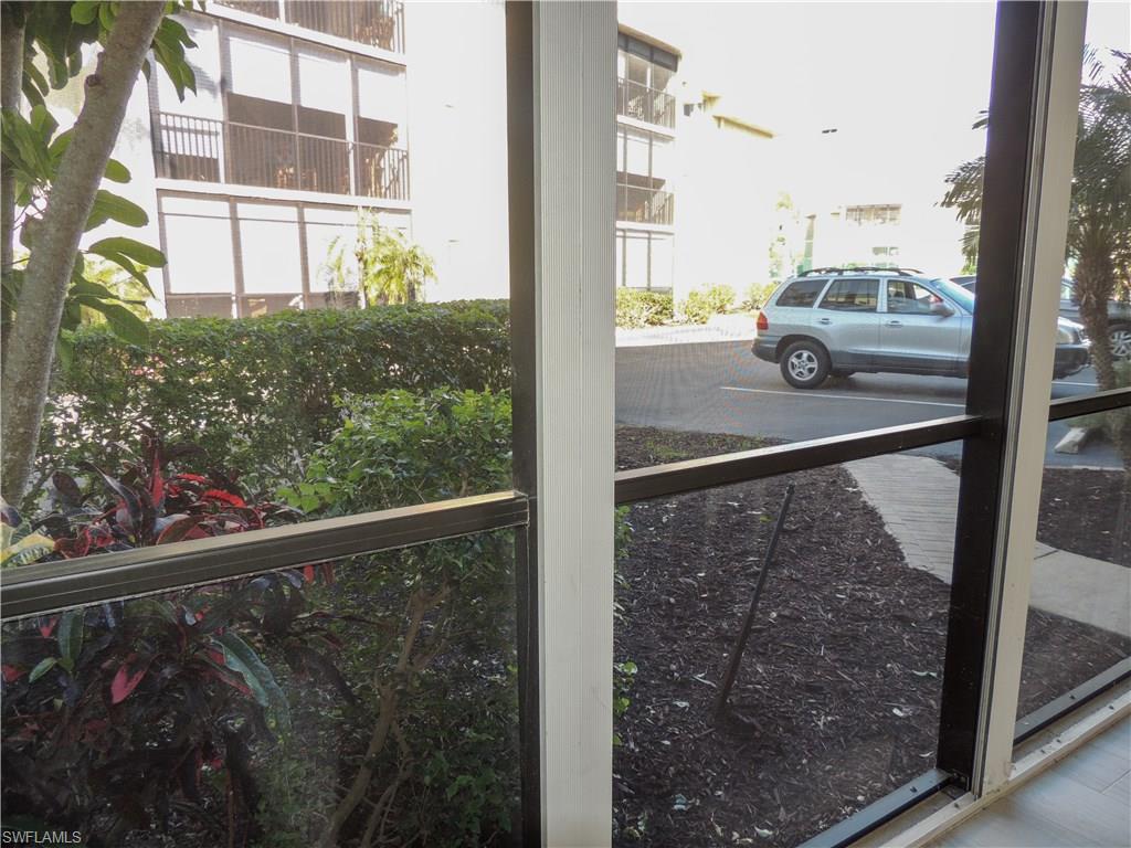 HIDDEN LAKE VILLAS - Residential