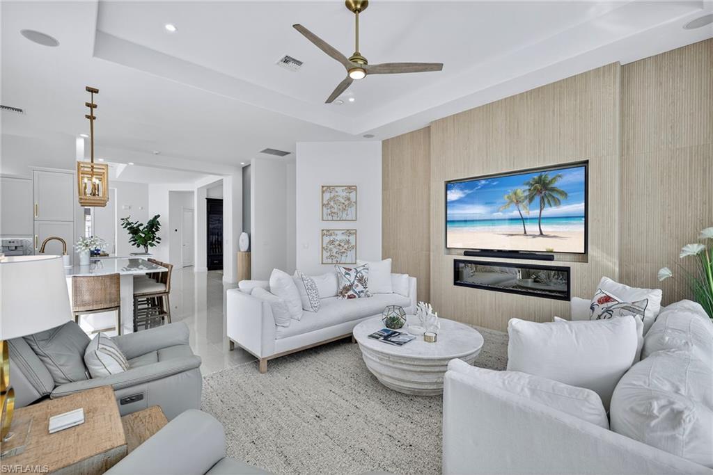 HAMMOCK ISLES - Residential