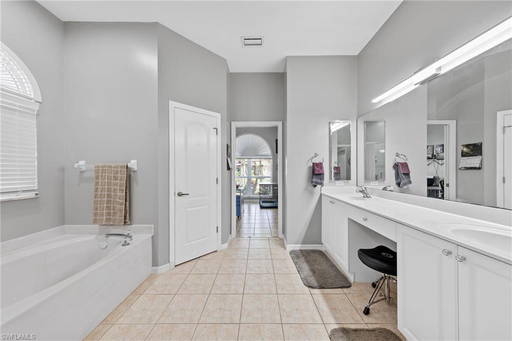 STONEYBROOK - Residential