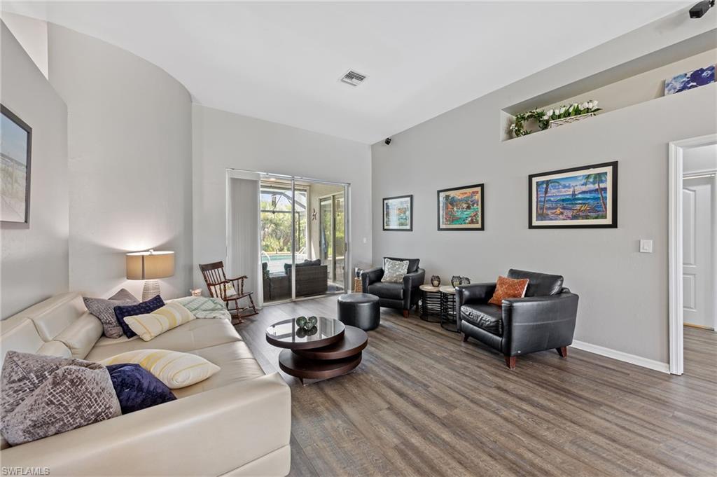 STONEYBROOK - Residential