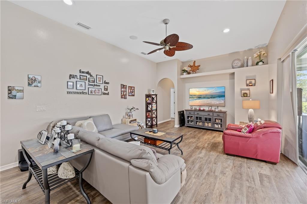 STONEYBROOK - Residential