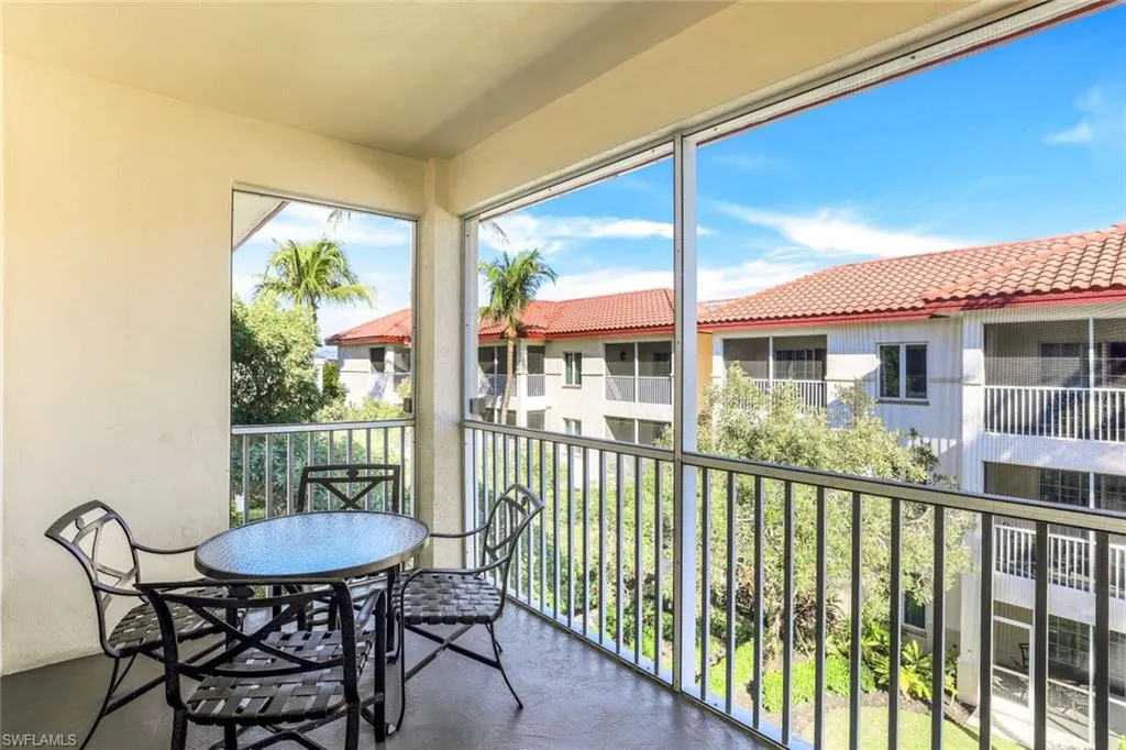 Naples, Florida 34102, United States, 2 Bedrooms Bedrooms, ,2 BathroomsBathrooms,Residential,Active,18313