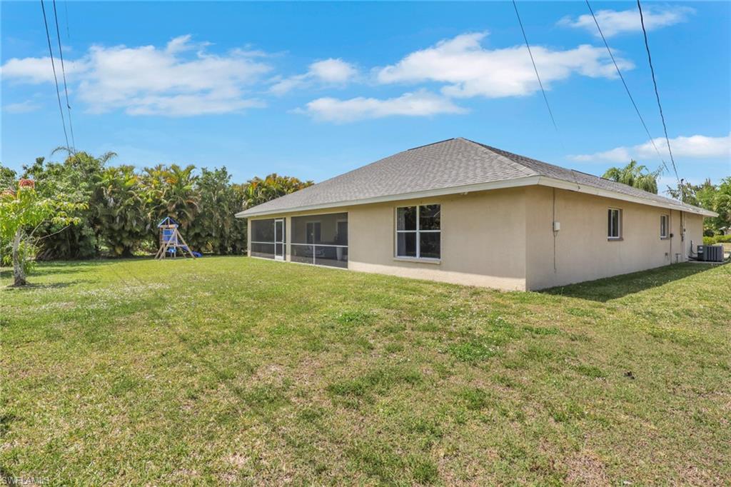 CAPE CORAL - Residential