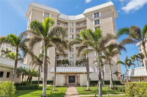 2901 Gulf Shore BLVD N 701S NAPLES FL 34103