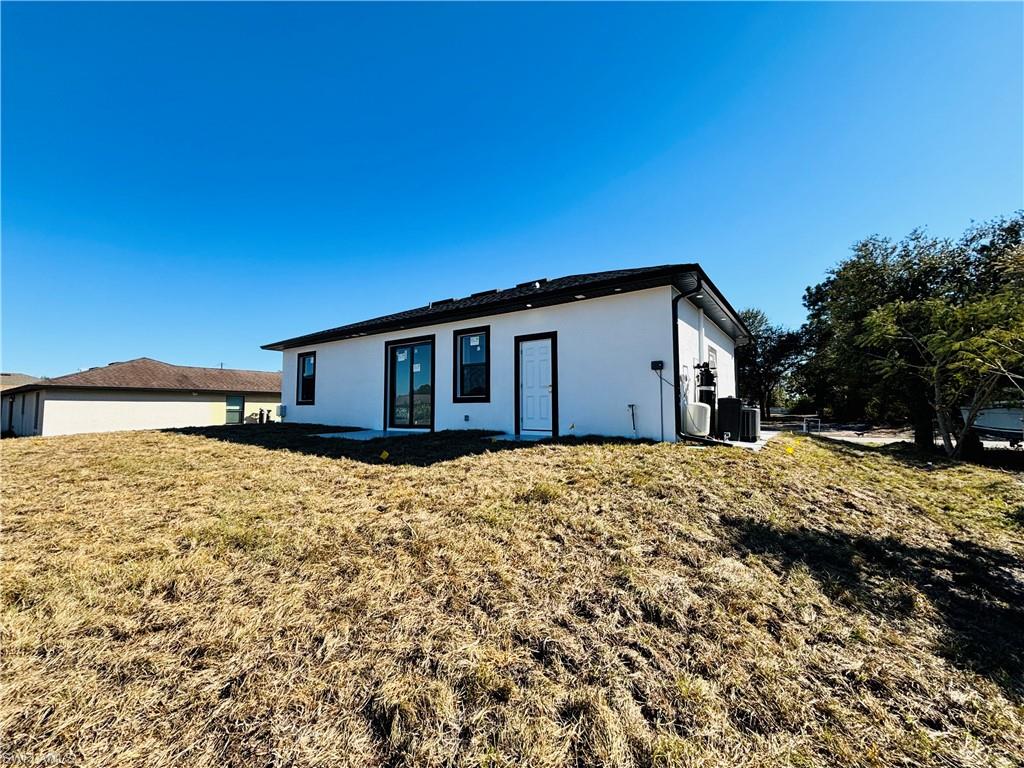 LEHIGH ACRES - Residential