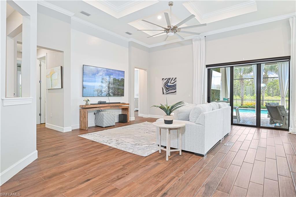 19815 Beverly Park RD