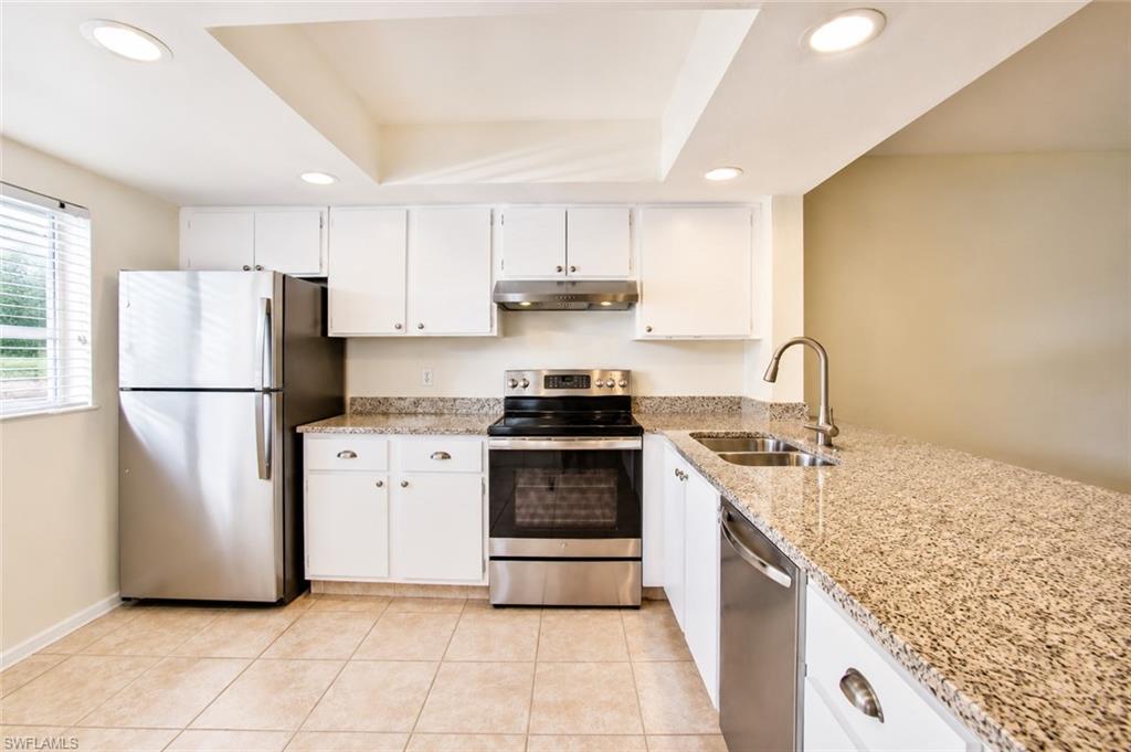 NAPLES TRACE - Residential