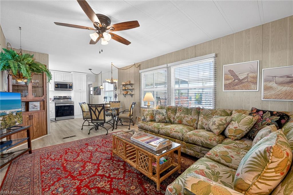 CARRIAGE VILLAGE - Residential