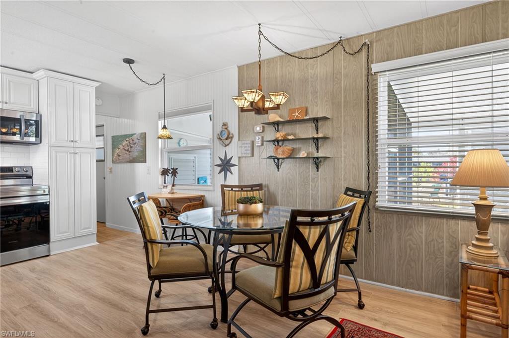 CARRIAGE VILLAGE - Residential