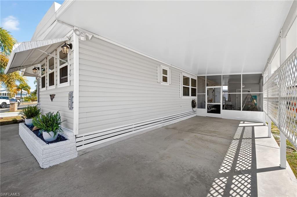 CARRIAGE VILLAGE - Residential