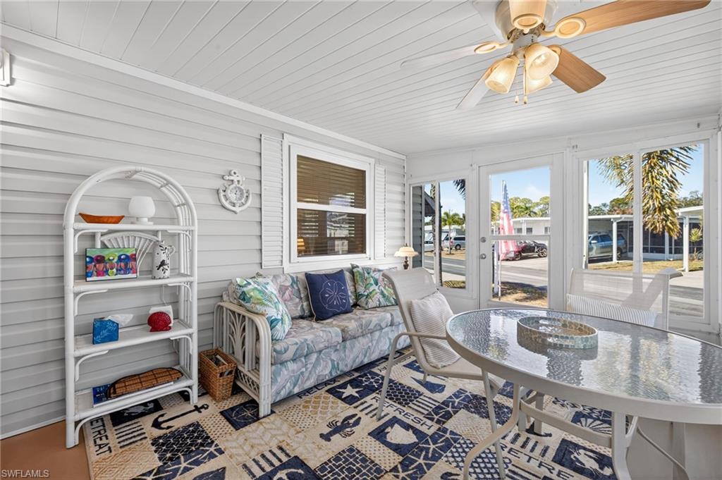 CARRIAGE VILLAGE - Residential