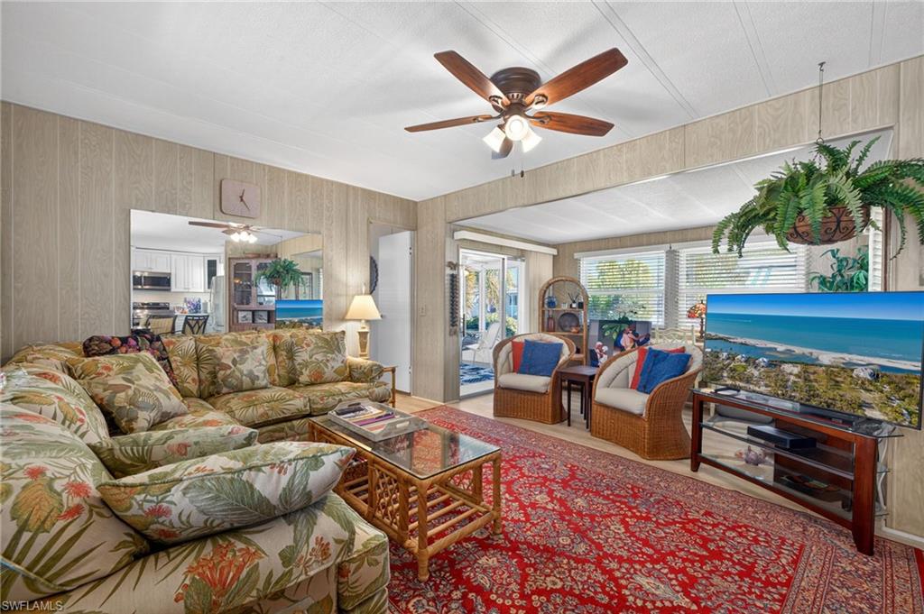 CARRIAGE VILLAGE - Residential